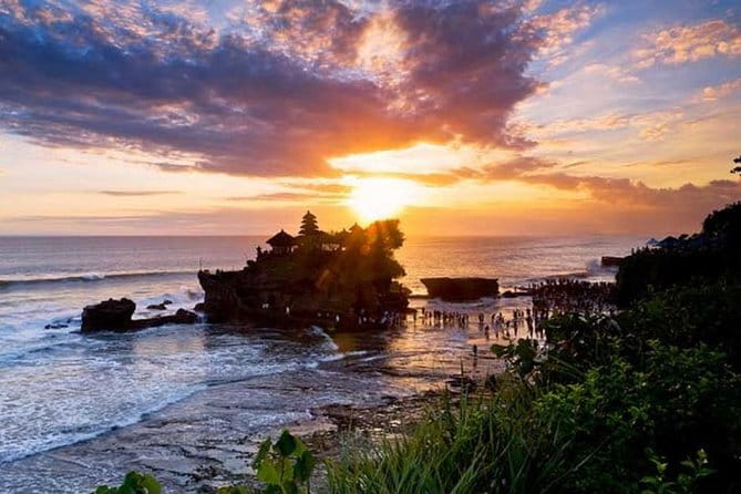 Bali Private Tour: Waterfall, Monkey forest and Tanah lot sunset - Key highlights to know before you go