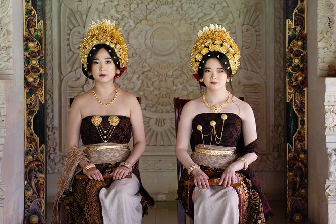 Bali Professional Photoshoot in Traditional Dress Outfit - Seminyak logistics, meeting point, and who this suits best