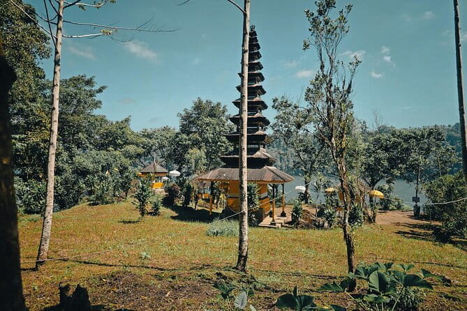Bali Rainforest Hiking With Canoeing And Waterfall Adventure - Price and Value: What $68 Buys in Ubud and North Bali