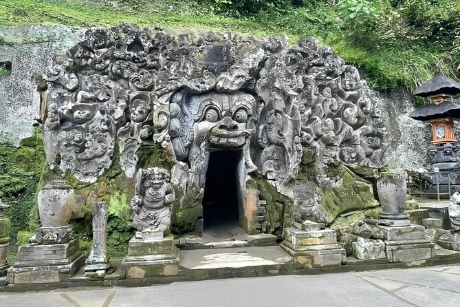 Bali Tour : Best Attractions in Ubud with Rice Terrace - Tegalalang Rice Terraces: The Photo Stop That Actually Delivers