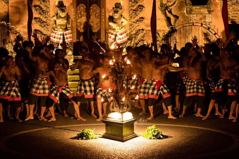 Bali: Ubud Kecak and Fire Dance Show Tickets - Timing That Actually Works: Gate Hours, 19:00 Start, and What to Wear