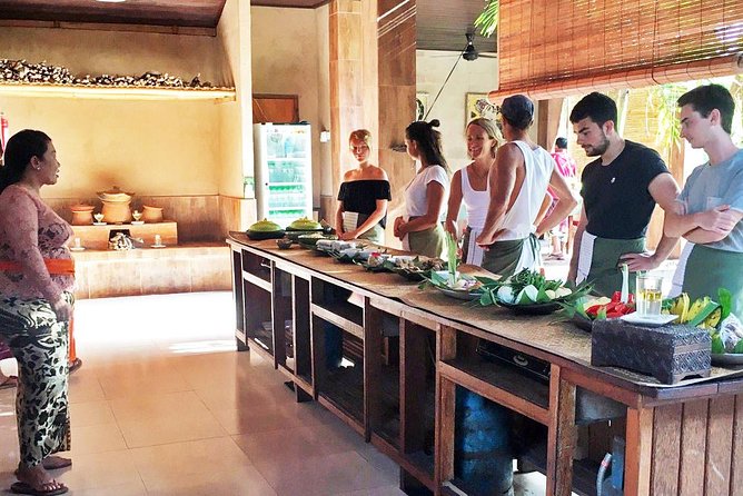 Bali Ubud Paon Cooking Class - Paon Bali Cooking Class: A Home-Style Kitchen With Structure
