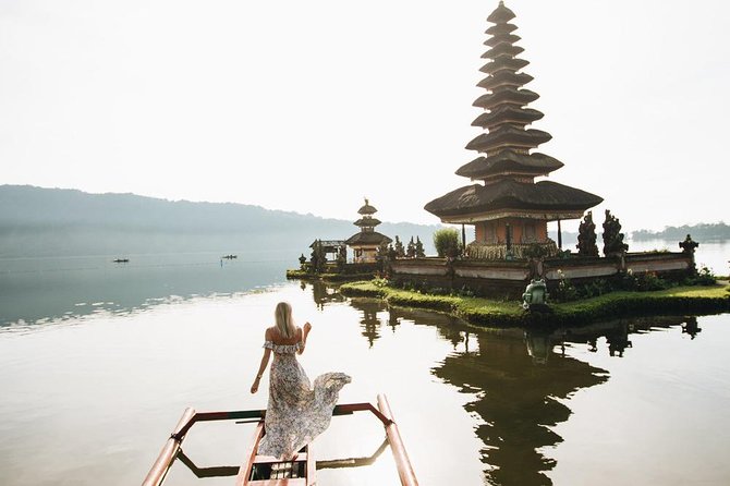 Bali Unesco World Heritage Sites Tour (Private & All-Inclusive) - Wanagiri Hidden Hills: lake-plateau views and a big photography payoff
