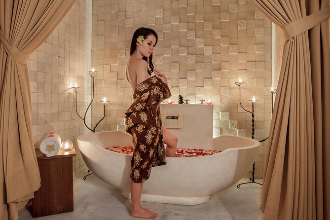 Balinese Body Massage at ANJALI SPA - Entering Anjali Spa at Astagina in Kuta (Legian area)