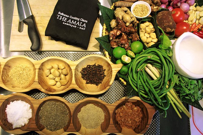 Balinese Cooking Class in Seminyak - The banana-leaf and spice lessons that you can take home