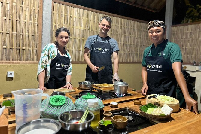 Balinese Cooking Class with Traditional Market Tour - Organic Garden Herbs, Coffee and Cake, Then You Start Learning for Real