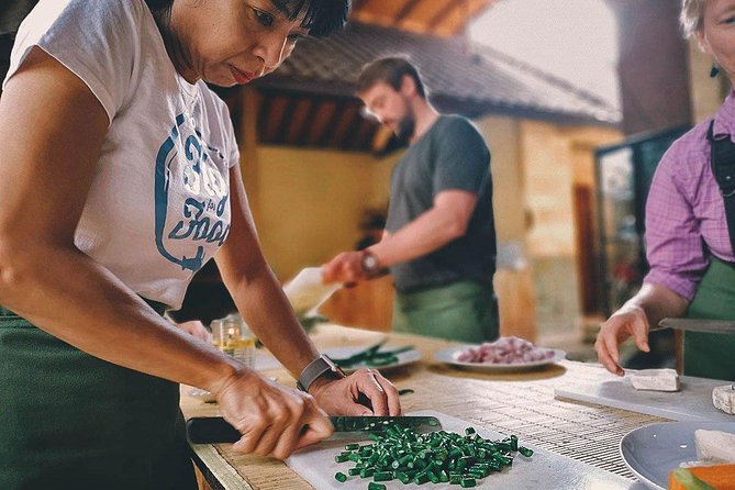Balinese Cooking class with traditional morning market visit - Your Morning Starts at the Traditional Market
