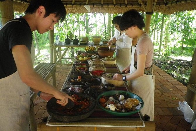 Balinese Cooking class with traditional morning market visit - Group Size, Comfort, and Logistics That Actually Matter