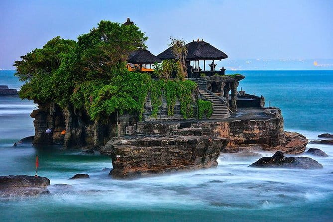 Banyumala Waterfalls with Tanah Lot Sunset Tour - Tanah Lot at Sunset: The Sea-Temple Vantage That Makes This Tour Worth It