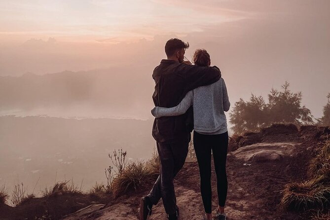 Batur Hike : Mount batur Sunrise Hike & Natural Hotspring - Sunrise on the summit: views, breakfast, and picture-perfect timing