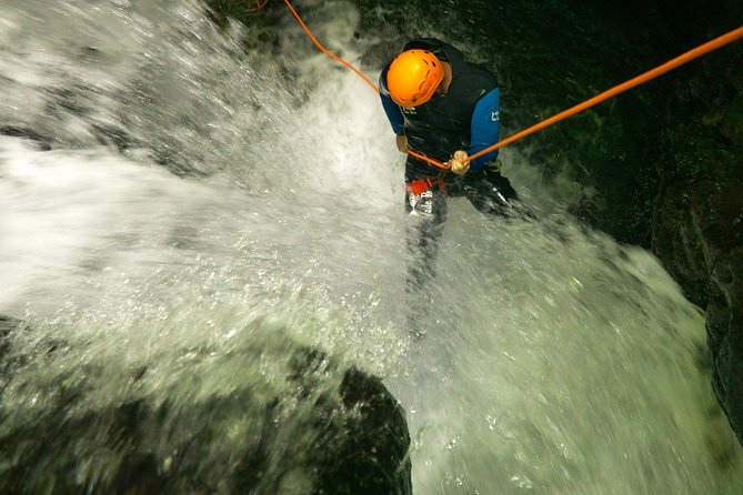 Beginner Canyoning trip in bali "Banyuwana canyon" - Getting to Wanagiri: Pickup and a Smooth Morning Start