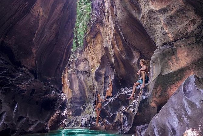 Beji Guwang Hidden Canyon With Tukad Cepung Waterfalls - Beji Guwang Hidden Canyon trekking in water: the part that counts