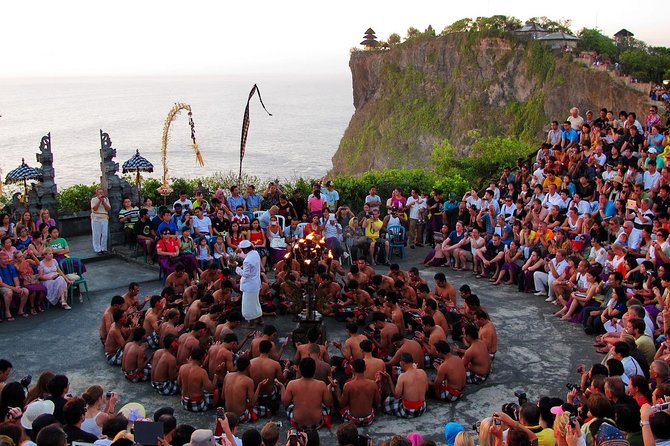 Best Bali Package Tour: 4 Days with Airport or Hotel Transfer - Day 2 from Ubud crafts to Tirta Empul and Batur views