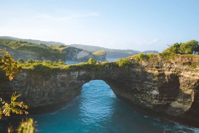 Best of Nusa Penida All-Inclusive Day Trip - Raja Lima View And Teletubbies Hill: Inland Views That Work As Photo Stops
