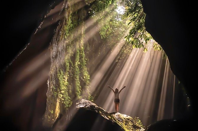 Best Of Ubud : One Day Hidden Waterfall Tour with Tempel - Ubud Waterfalls Tour Logistics That Actually Matter