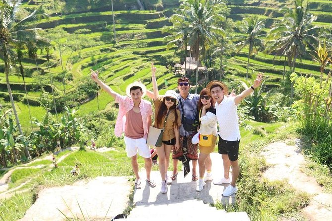 Best of Ubud Tour with Jungle Swing Private and All Inclusive - Sacred Monkey Forest Sanctuary: Seeing Macaques in a Temple Forest