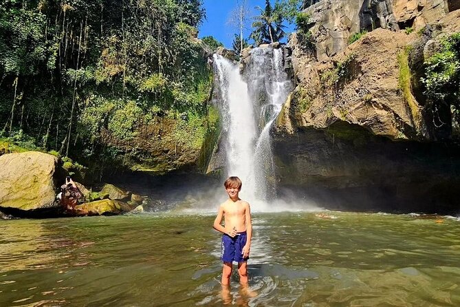 Best of Ubud Waterfalls, Tegalalang Rice Terrace & Jungle Swing - Kanto Lampo Waterfall: easier access, great waterfall energy