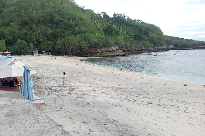 Best Seller West Nusa Penida Island Private Guided Tour - Sakti Food Break: Local Taste and Coconut Refresher