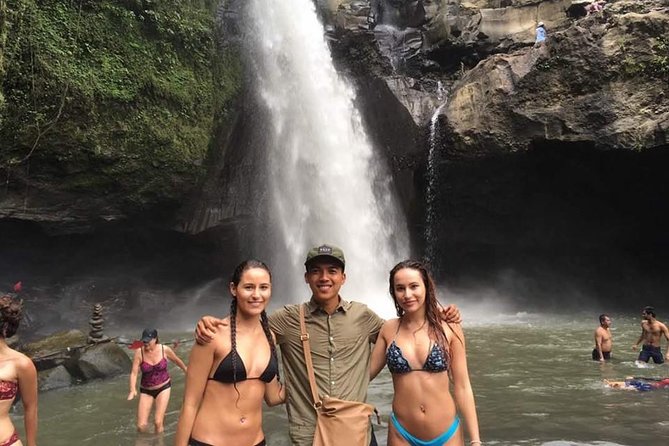 Blue Lagoon Snorkeling and Lunch with Visit Tegenungn Waterfall in Ubud - Tegenungan Waterfall Near Ubud: What You Get in About an Hour