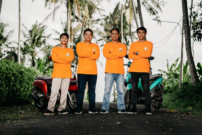 Canggu Scooter Lessons - Parking lot theory to quiet street practice: the smartest learning order