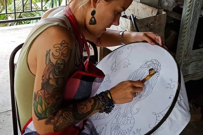 Crafting Heritage Batik Painting Workshops - The instructor experience: patient help without taking over