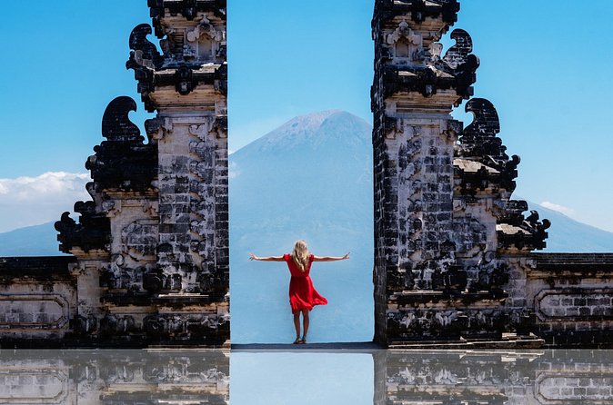 East Bali Lempuyang Temple Tirta Gangga and Waterfall Tour - Temesi Waterfall: Short Walk, Swim Time, Quiet Reset