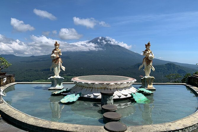 East Bali Lempuyang Temple Tirta Gangga and Waterfall Tour - Timing: How to Turn Queue Time Into Photo Time