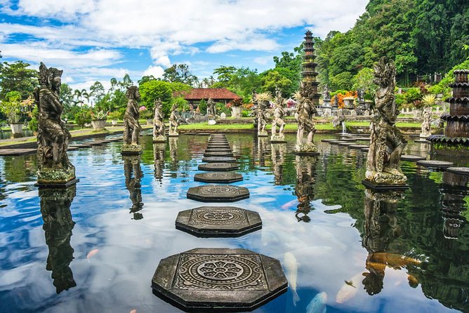 East Bali Tour: Gate of Heaven, Water Palace, Sleeping Gajah - Price and value: what $100 buys on a private East Bali day