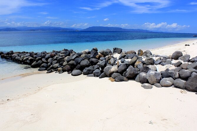 East Lombok Secred Gilis (Gili Kondo, Gili Bidara, Gili Petagan, Gili kapal) - Gili Lampu (Gili Kapal): White Sand, Coral Clusters, and a Japanese Heritage Lighthouse