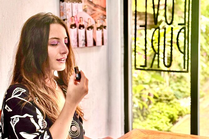 Essence Alchemy Workshop: create self-love blends in Ubud - Mixing your self-love face and body blend like an alchemist