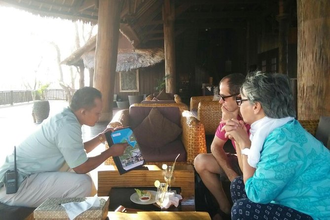 Exclusive Bali Airport Arrival to Hotel Transfer - The Waiting-Time Clock and Flight-Delay Example