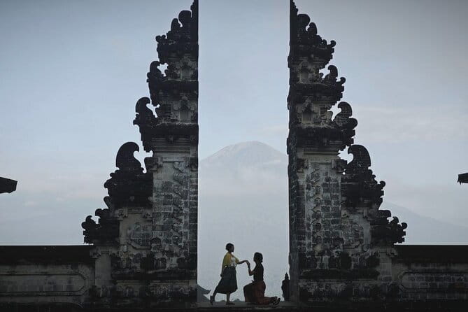 Exclusive Bali: Gates of Heaven, Tirta G - Private & All-Inc - Goa Raja waterfall: a cave-and-water route for more dramatic shots