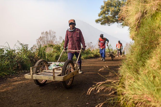 From Bali : Bromo & Kawah Ijen – 3-Day Adventure - Where the rooms and shower time fit into the schedule