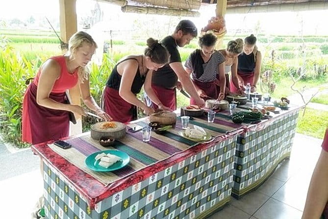 From Ubud: Authentic Cooking Class Visit Traditional Market - Your Included Meal: 5 Dishes and 1 Dessert