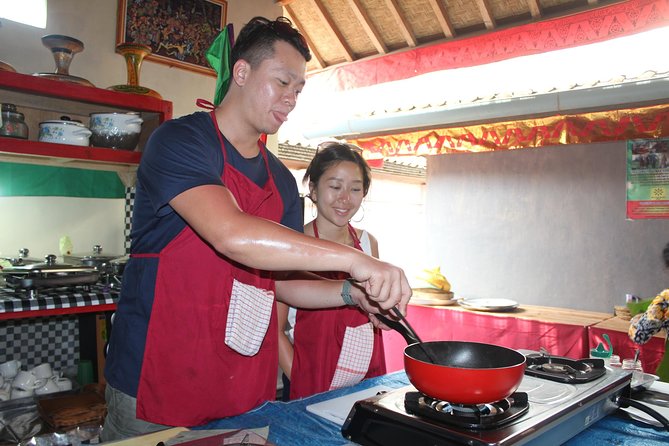 From Ubud : Ubud Balinese cooking class with Market tour - Logistics That Affect Your Day: Pickup Area, Group Size, and Time