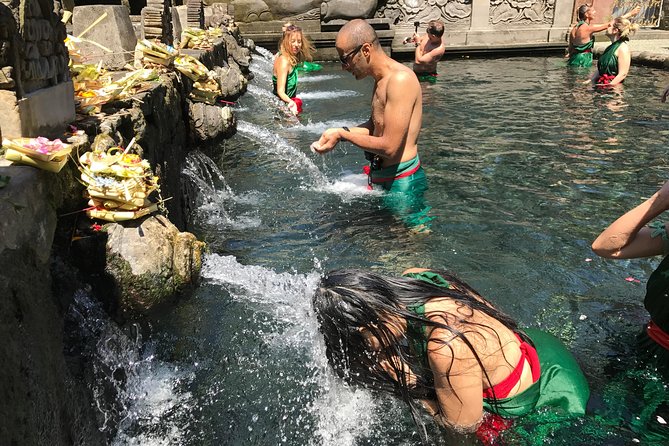 Full day Tour to Best of Ubud with jungle swing - What to bring for a day that includes dirt paths and water time