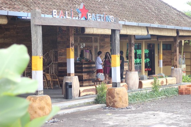 Full-Day Tour: White Water Rafting and Highlight of Ubud with All-inclusive - Pickup and drop-off across Ubud and the south coast