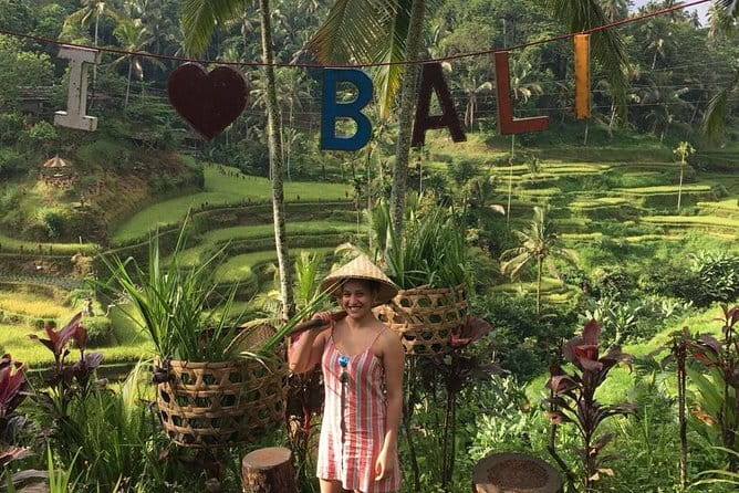 Full-Day Ubud Village including Mt Batur Tirta Empul and Sightseeing Tour - Celuk Village silverworks, plus the story behind the shine