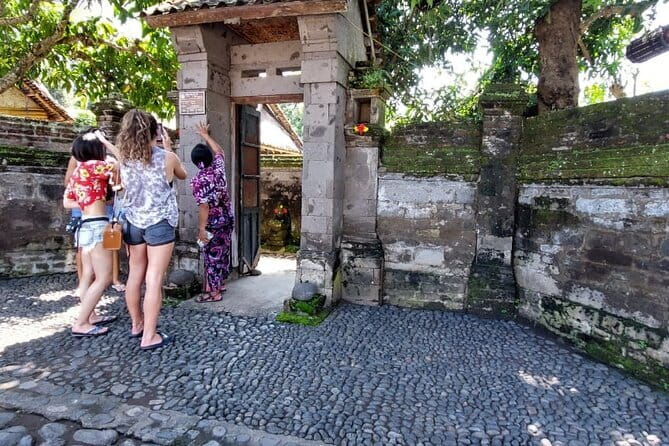 Full-Day Ubud Village including Mt Batur Tirta Empul and Sightseeing Tour - Mount Batur, volcano views at altitude with a lunch break