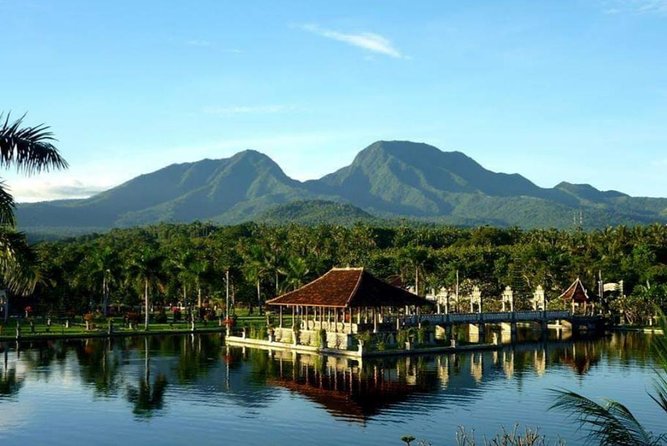 Gate Heaven Lempuyang Tirta Gangga East Bali Private Guided Tour - Should you book this Gate Heaven and East Bali private tour?
