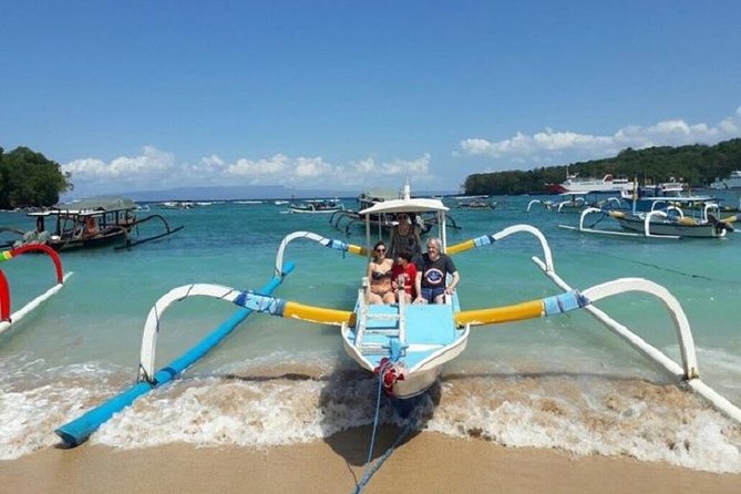 Gates of Heaven Temple and Blue Lagoon Snorkeling with All-inclusive - Padangbai snorkeling: Blue Lagoon and Tanjung Jepun, timed for beginners