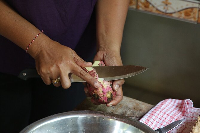 Gianyar Market Visit & Cooking Class in Ubud with Kadek & Putu - Gianyar Market First, Then the Real Cooking