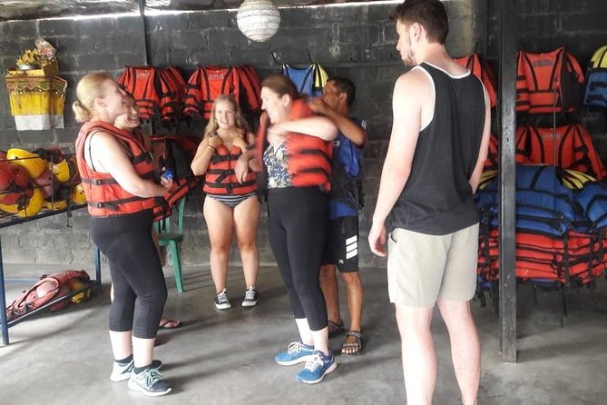 Green Bali Rafting Ticket And Transfer - Pickup, drop-off, and private-group comfort in Seminyak
