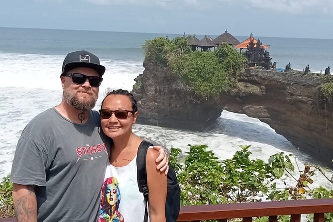 Half Day Tanah Lot Temple Private Guided Tour - Stop 2: Batu Bolong Temple, rock-bridge views, and quick photo breaks