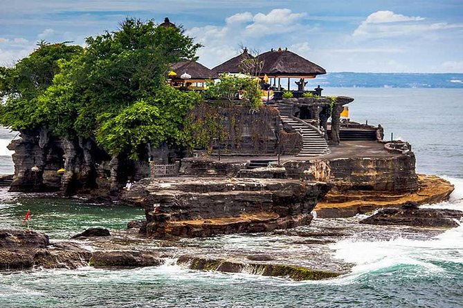 Half Day Tour: Tanah Lot Sunset & Taman Ayun Temple Included Entrance Ticket - Key things to know before you go