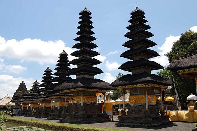 Half Day Tour: Tanah Lot Sunset & Taman Ayun Temple Included Entrance Ticket - Pickup, Air-Conditioned Comfort, and What You’re Really Paying For