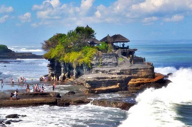 Half Day Tour: Tanah Lot Sunset & Taman Ayun Temple Included Entrance Ticket - What’s Included, What Isn’t, and How to Plan Your Day