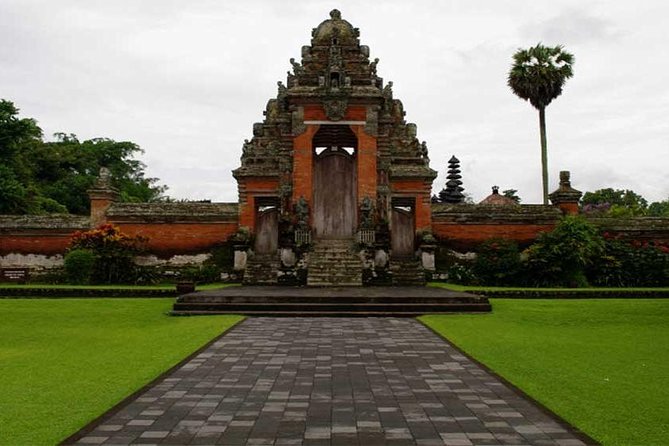 Half Day Tour: Tanah Lot Sunset & Taman Ayun Temple Included Entrance Ticket - Who This Tour Suits Best (and Who Should Rethink It)