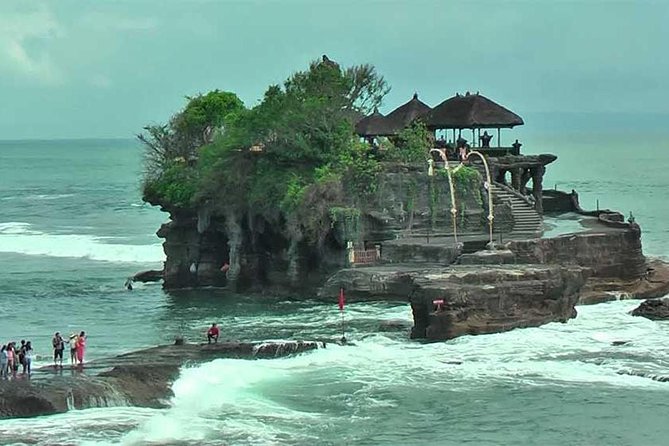 Half Day Tour: Tanah Lot Sunset & Taman Ayun Temple Included Entrance Ticket - Taman Ayun Temple: The Garden Temple With Real Cultural Roots