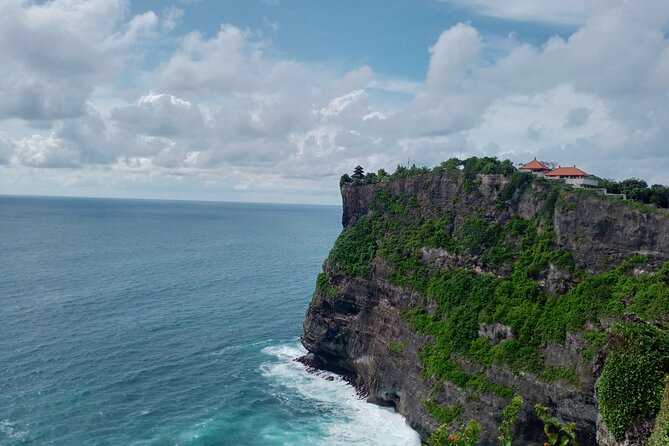 Half Day Uluwatu Temple And Kecak Dance Private Guided Tour - Getting the Sunset Right Without Feeling Rushed